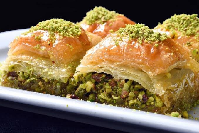 İftardan sonra gelen tatlı krizini nasıl çözüyorsunuz?