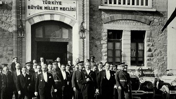 Olası bir savaşta başkent işgal edilse başkenti değiştiremeyecek miyiz?