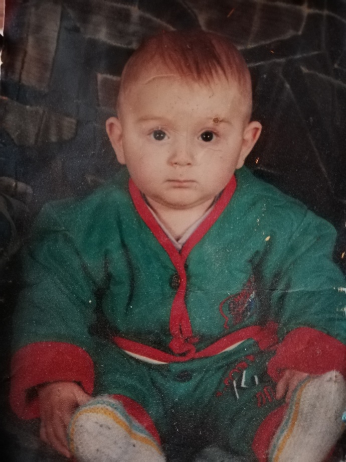 Bebeklik fotoğrafınız var mı?