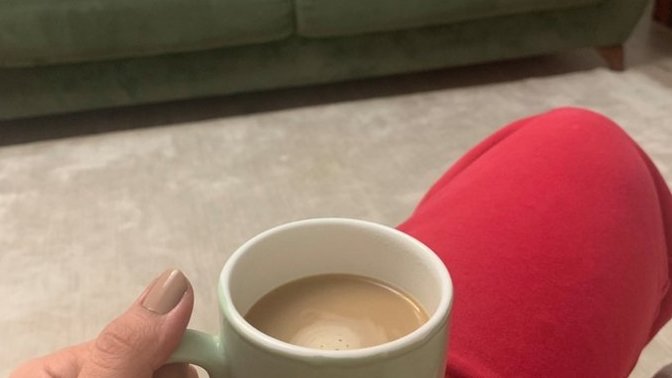 Günaydinnn günü ayan kaslı ırk ve kas seven seksi kıvrımlı kadınlar, Olmadan uyanamam dediginiz ne var?