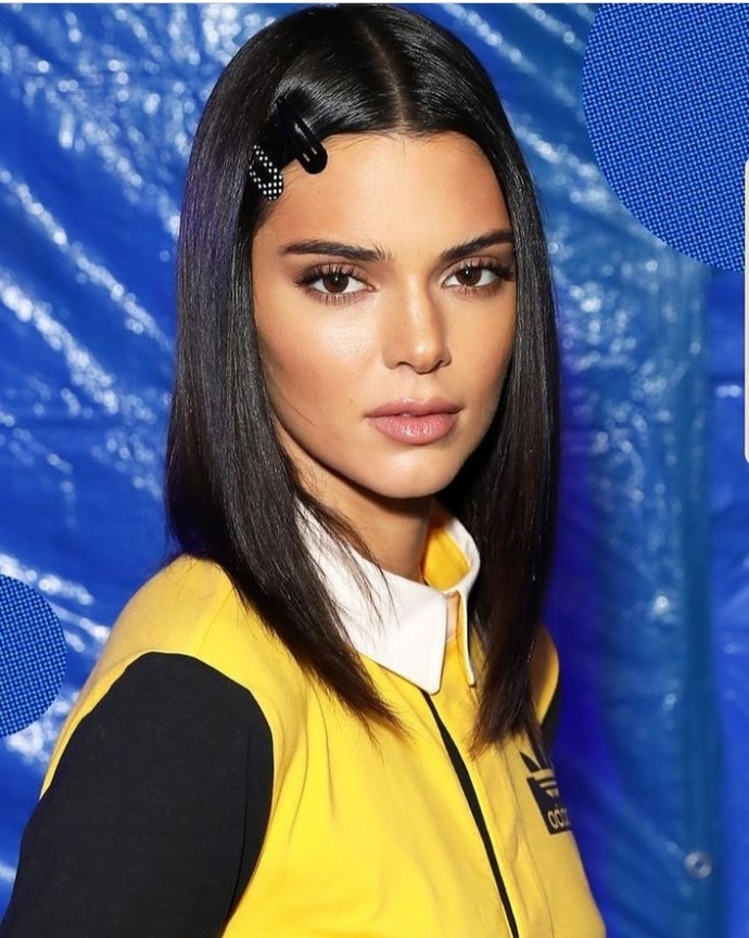 Kendall Jenner sıradan değil mi?