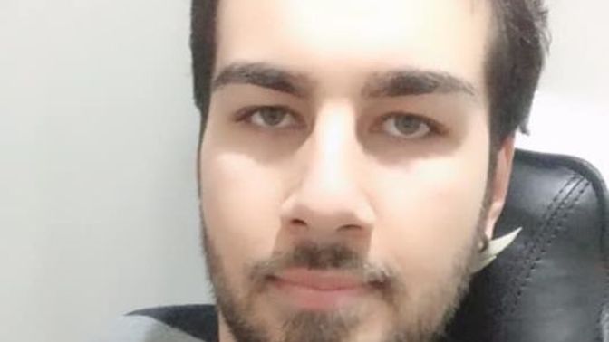 Kendimi Yakışıklı Buluyorum Desem Diğer İnsanlar Neden Bana "Kendini Beğenmiş, Egoist" Gözü İle Bakıyorlar?