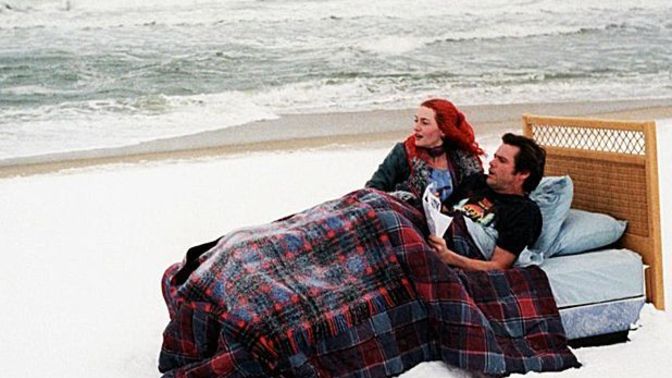 Gece odanın kapısı açık uyuyamıyorum. Bu korkumu nasıl yenerim?