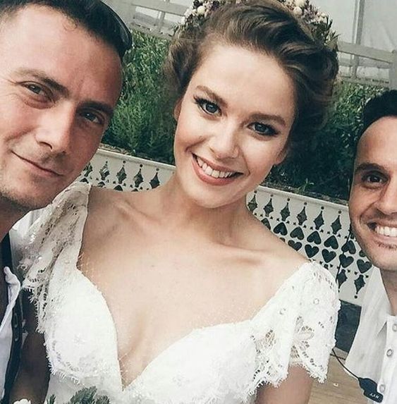 Gelin makyajında kırmızı ruj kullanılmalı mıdır?