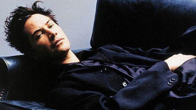 Keanu Reeves Yakışıklı mı Çirkin mi?