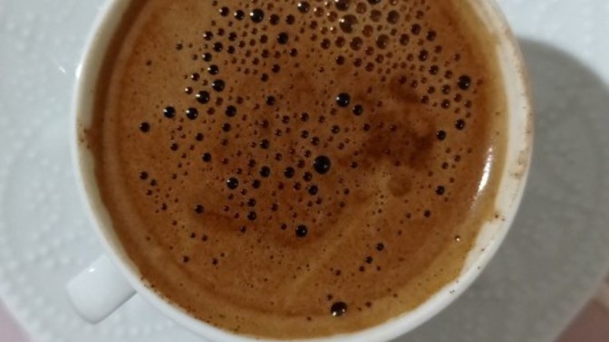 Kahve isteyen var mı?