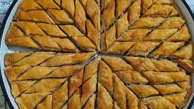 Ev baklavası mı hazır baklava mı tercih ediyorsunuz?
