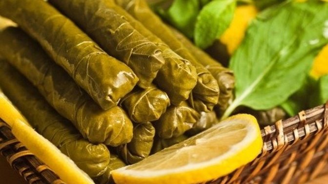 Siz yaprak sarmasının içerisine ne koyuyorsunuz?