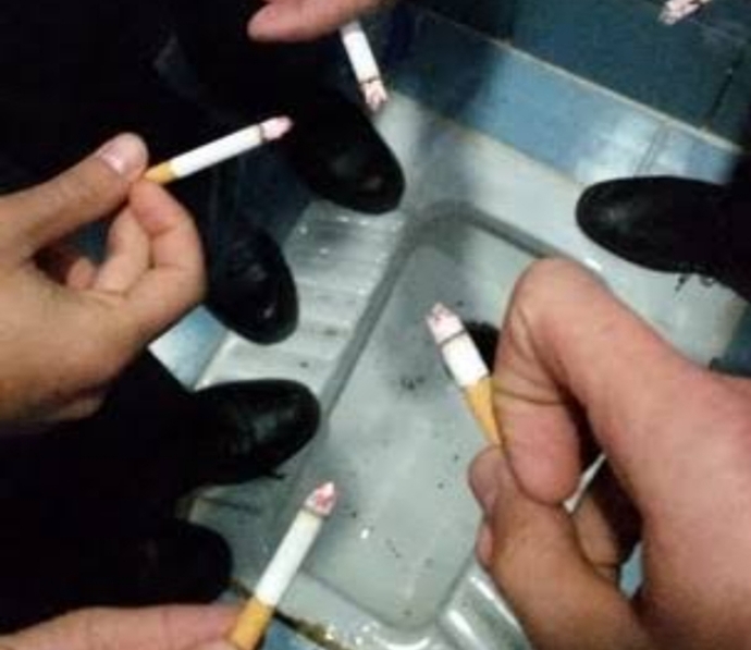 Erkekler neden tuvalette si̇gara i̇cer?