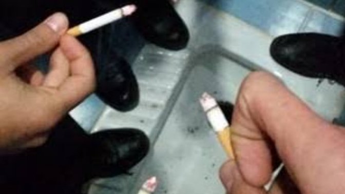 Erkekler neden tuvalette si̇gara i̇cer?
