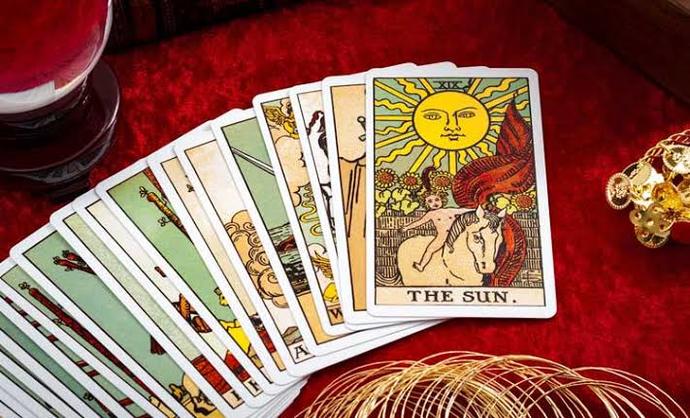 Tarot yorumcusu olmak ister miydiniz?