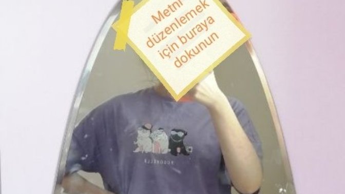Sizce üstümdekiler yakışmış mı? Renk uyumu falan yoksa, beyaz düz tişört daha mı iyi olur?