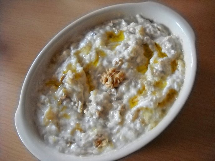 Yoğurtlu meze sever misiniz?