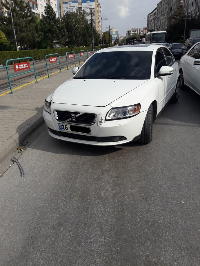 Kaza sonrası Volvo S40