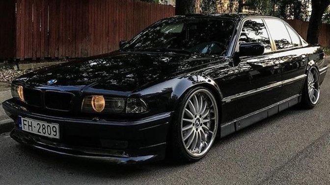 BMW E38 nasıl sizce?
