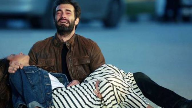 Kaderin diyeceklerinin, senin diyeceklerinin önünde gittiği oluyor mu?