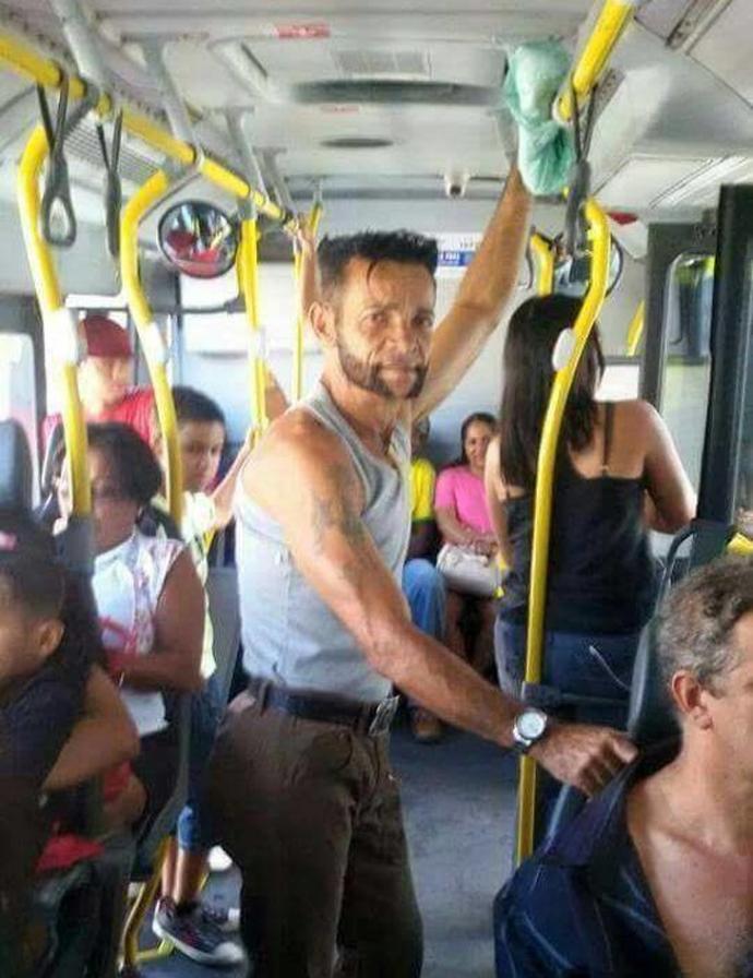 Yolculukta ünlü birisine denk geldiğiniz oldu mu?