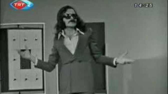 Bir sanatçının keşke yapmasaydım dediği bir eser için ne düşünürsünüz?