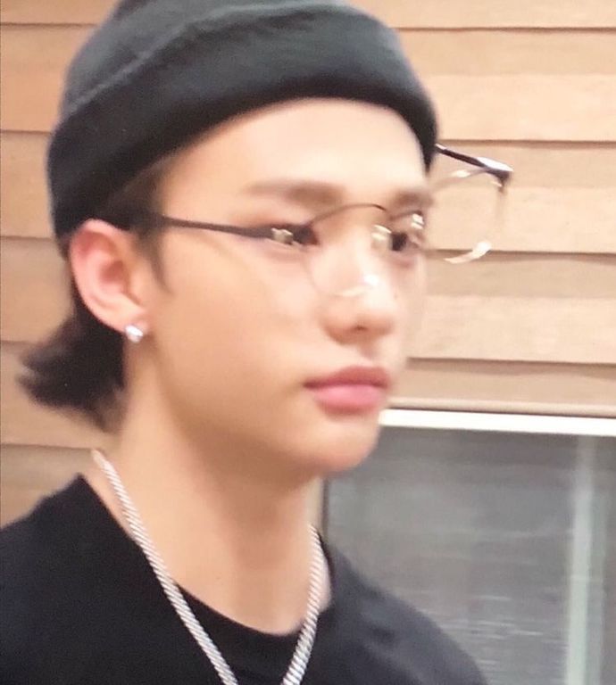 şapşik hyunjinim