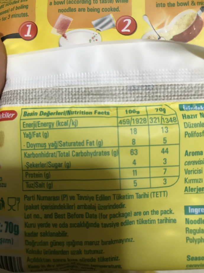 İcerisinde iki toz ve bitane makarna var nasil bukadar yüksek kalorisi oluyo ben mi yanlis bakiyorum?