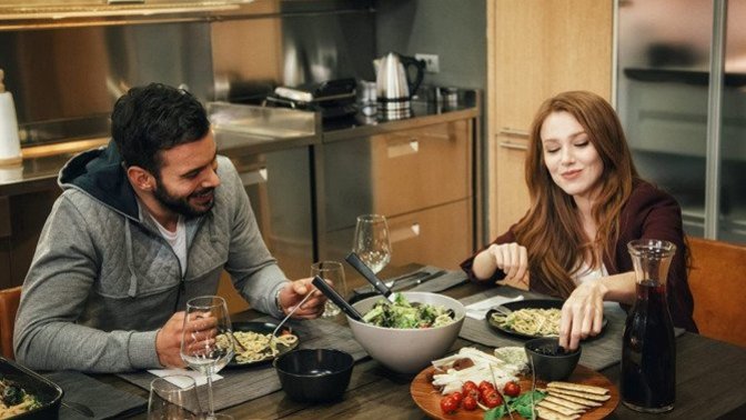 Eşimden önce işten eve geldim, ne yemek yaparsam mutlu edebilirim?