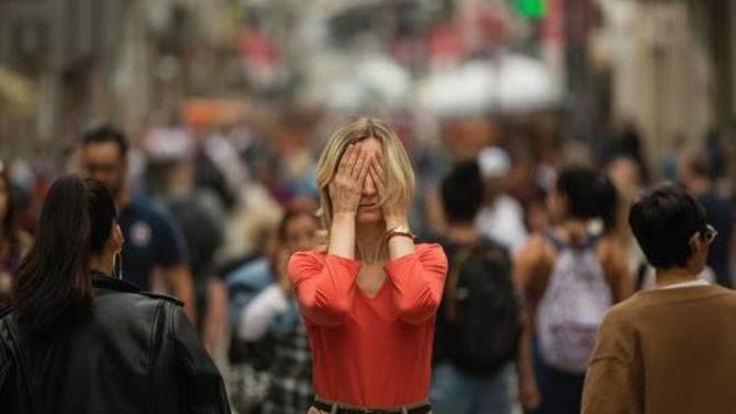 Yalnız kaldığınız ortamları mı daha çok seviyorsunuz, yoksa kalabalık ortamları mı?
