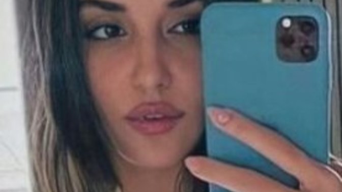 Hande Erçel dudak dolgusu yaptırmış. Nasıl olmuş?
