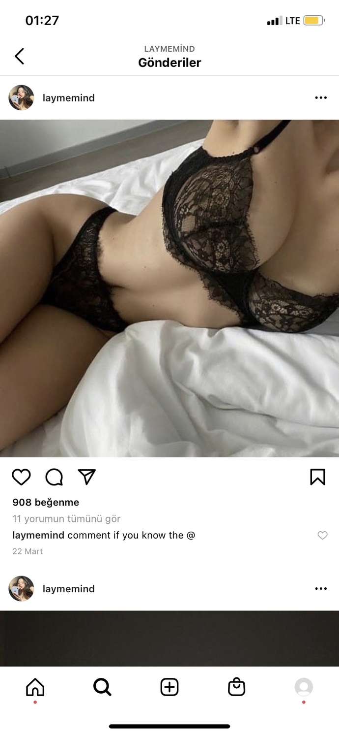 Çok zayıf ama göğsü büyük olan kızlar estetikli midir?