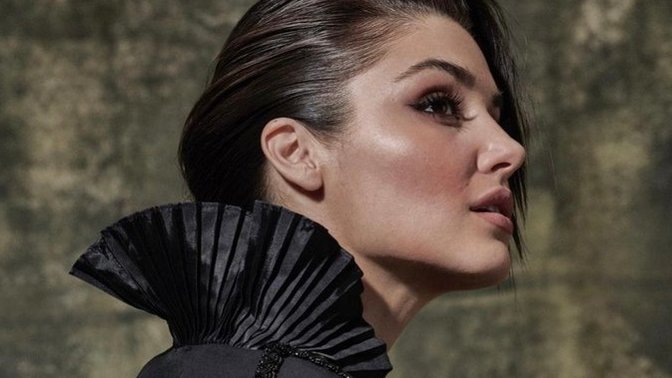 Hande Erçel neden bu kadar güzell?
