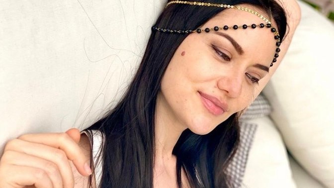 Hangi ünlülerin güzelliği abartılıyor sizce?