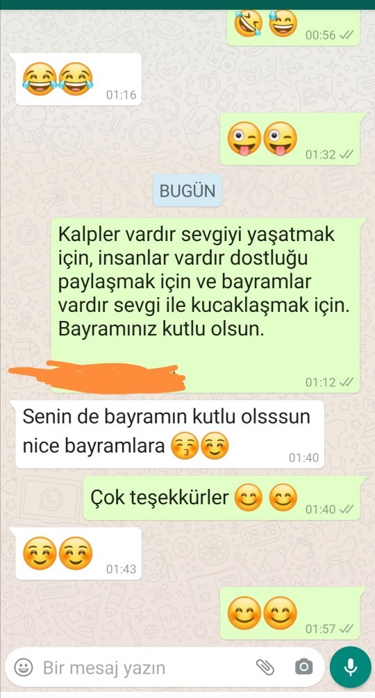 1 senedir okullar kapalı üniv öğrncsiyim bölümün wp sinde tanıştık intstadan takipleştik konuşmalar böyle aramızda bişey olur mu?
