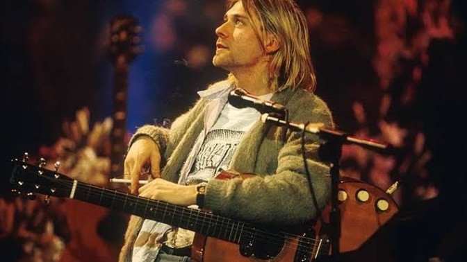 KURT COBAİN AXL ROSE Tercihin hangisi?
