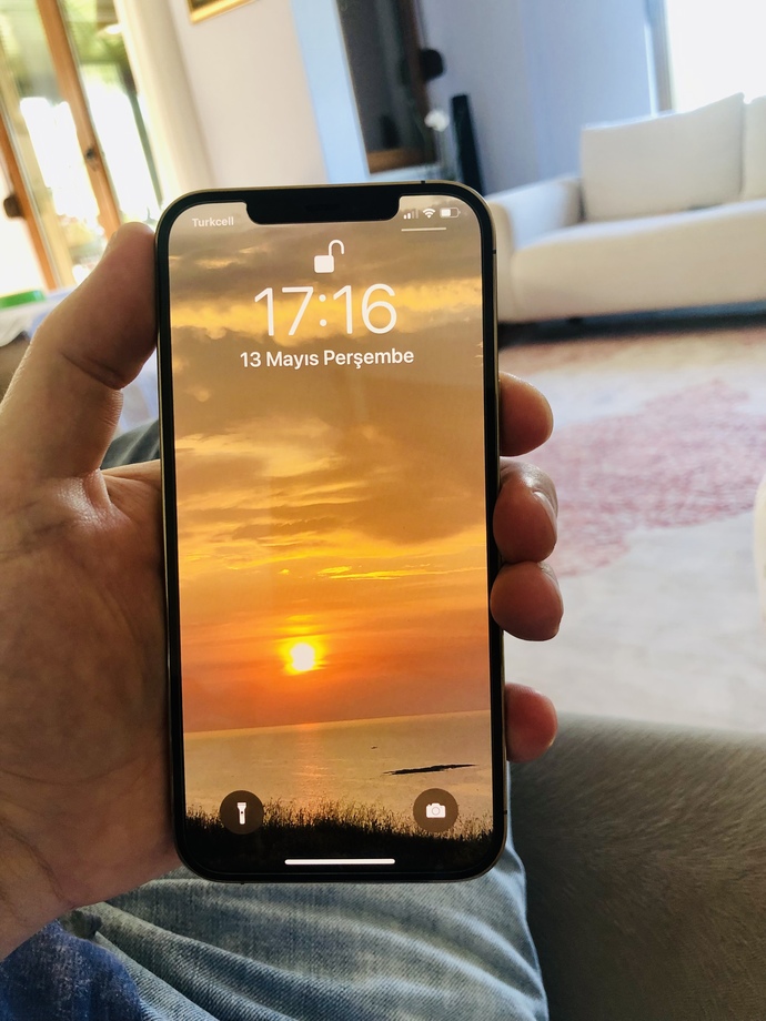 Telefonunux ne? Duvar kağıdı ne kullanıyorsunuz?