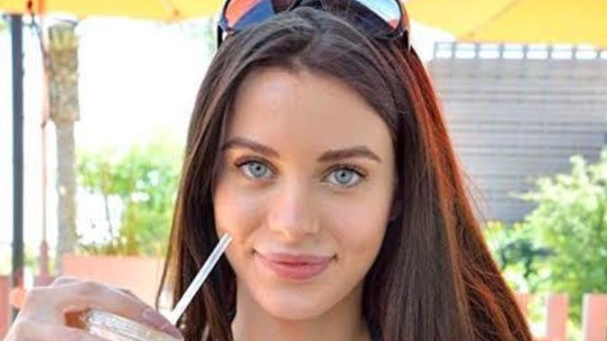 Lana rhodes sizce güzel mi?