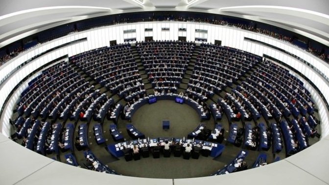 AP’de ‘damat’ skandalı: Parlamento üyesine soruşturma açılacak. Bu konuda ne düşünüyorsunuz?