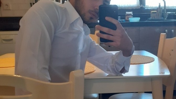 Beyaz gömlekten vazgemeyenler?