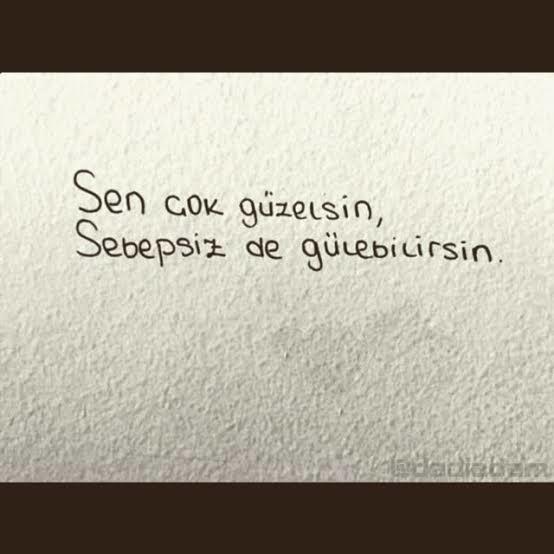 Gülümsemem için bir söz söyler misiniz?