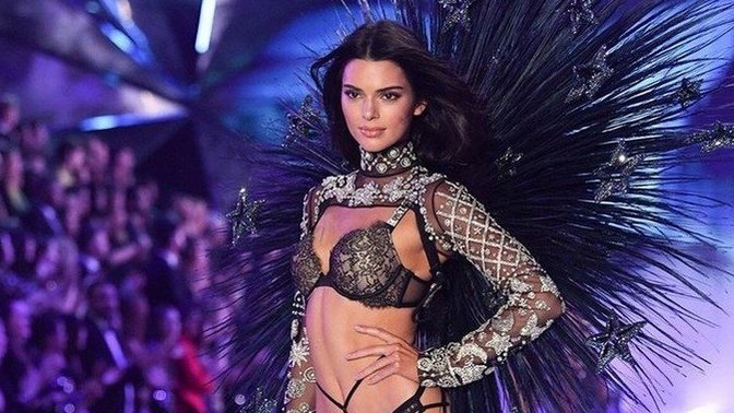 45 milyon dolar servet ile dünyanın en çok kazanan modeli Kendall Jenner oldu! Kendall Jenner'i sever misiniz?