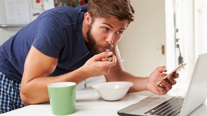 Online eğitimde öğretmen dersi nasıl anlatmalı?