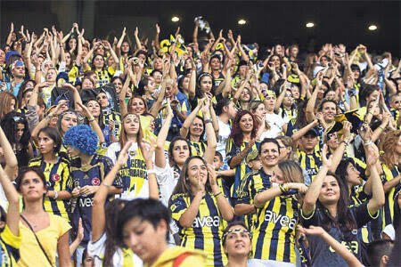 Kadınların %70'i neden Beşiktaşlı oluyor?