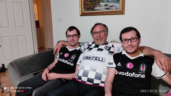 Kartal uçtu ve şampiyonluk kupasını aldı, şampiyon Beşiktaş! Ne düşünüyorsunuz?
