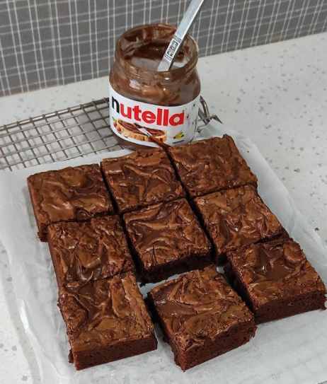 Browni yapacağım, Nutella konur mu?