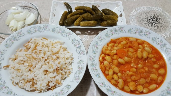 Kuru fasulye ve pilav mı yoksa nohut ve pilav m daha iyi ikili olur?