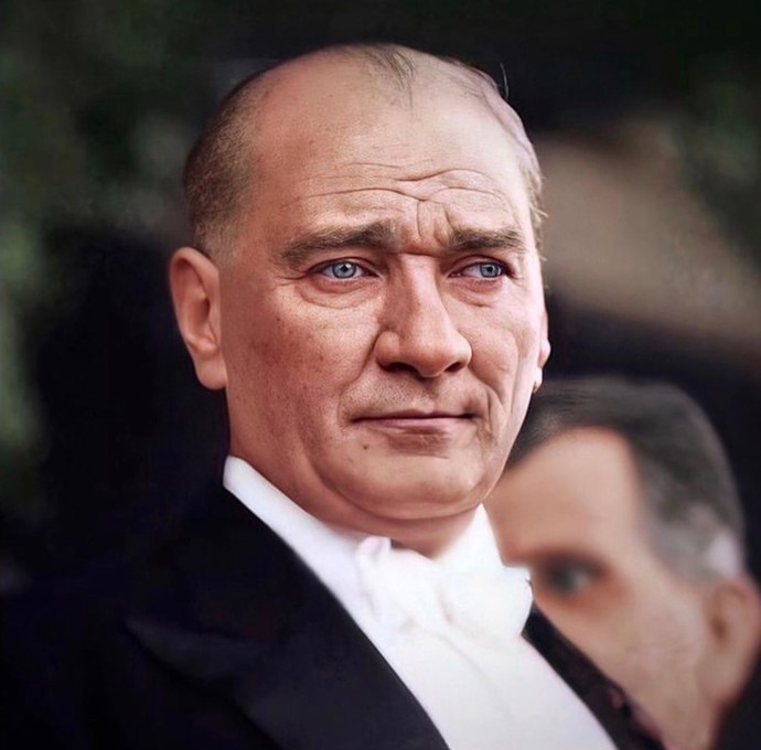 Bugün 19 Mayıs Atatürk’ü Anma, Gençlik ve Spor Bayramı! Gençliğinize dair en sevdiğiniz şey nedir?