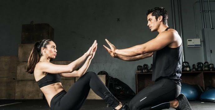 Eşiniz veya sevgiliniz fitness antrenörü olsa onu kıskanır mıydınız?