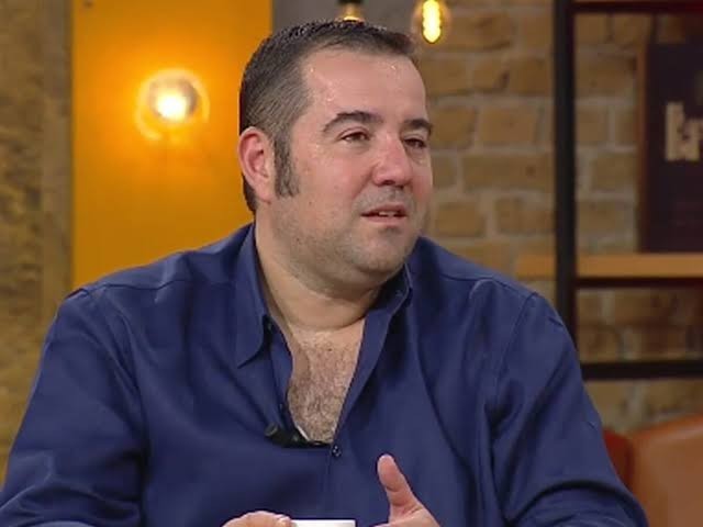 Si̇zce Türki̇yeni̇n en i̇yi̇ komedyeni̇ ki̇m?