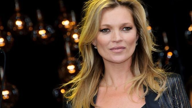 Kate Moss'un uyurken çekilen videosu 11 bin Sterline satıldı. Uyurken çekilen bir video ya da fotoğrafınız ne kadar eder?