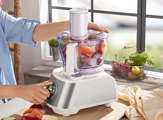 Mutfakta yemek yaparken eliniz ayağınız olan robot hangisidir?