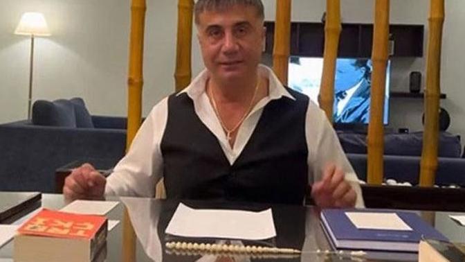 Sedat PEKER ile bir fotoğrafınız olsa, sosyal medyada siler miydiniz yoksa paylaşır mıydınız?