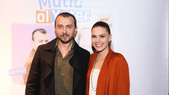 Leyla ile Mecnun dizisinin yeni Leyla'sı Aslı Enver oldu! Sizce doğru bir seçim mi?